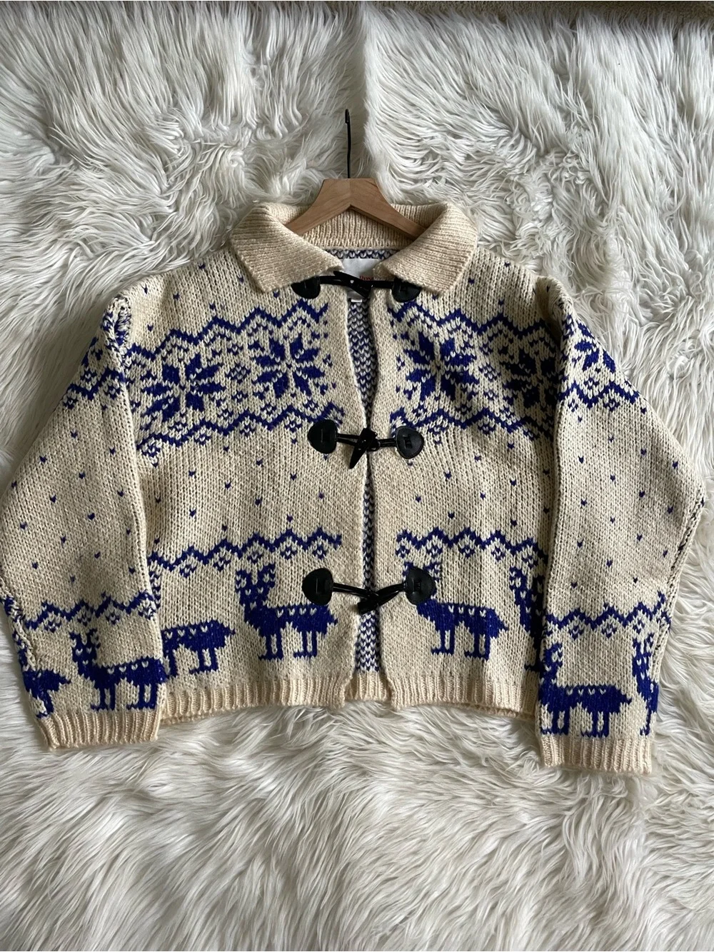Bailey Rose Women's Fair Isle Reindeer Toggle Knit Collared Cardigan Small NWT - Picture 12 of 16